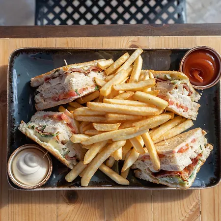 Akti Dimis Aparthotel 2*