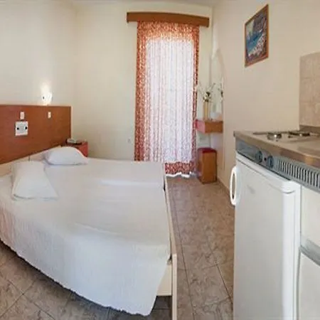 Lejlighedshotel Akti Dimis