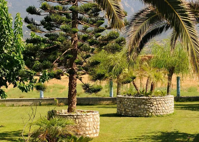 Apartahotel Akti Dimis 2*